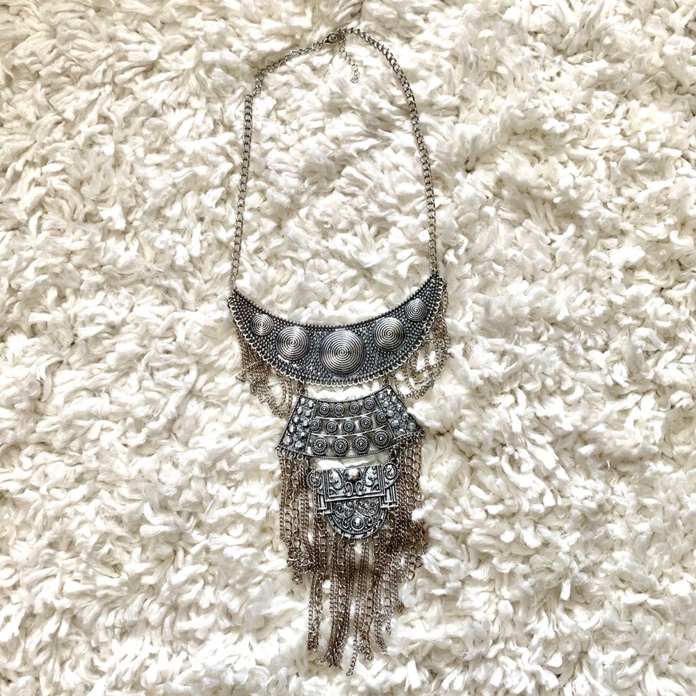 Silver statement necklace - Picture 2 of 2